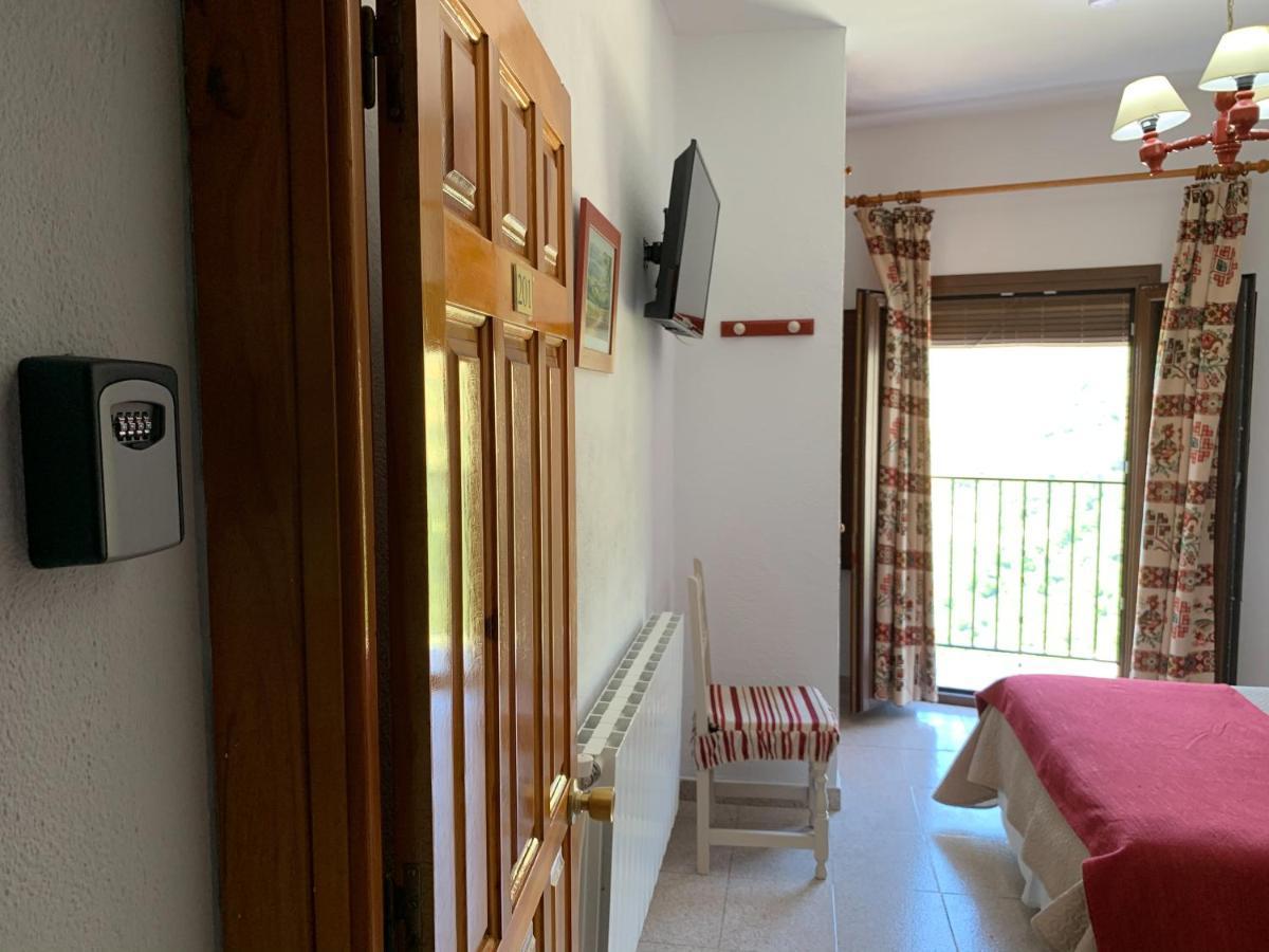 Hostal Atalaya En Capileira Cb Luaran gambar